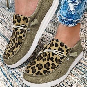 Leopard Lace Up Round Toe Sneakers